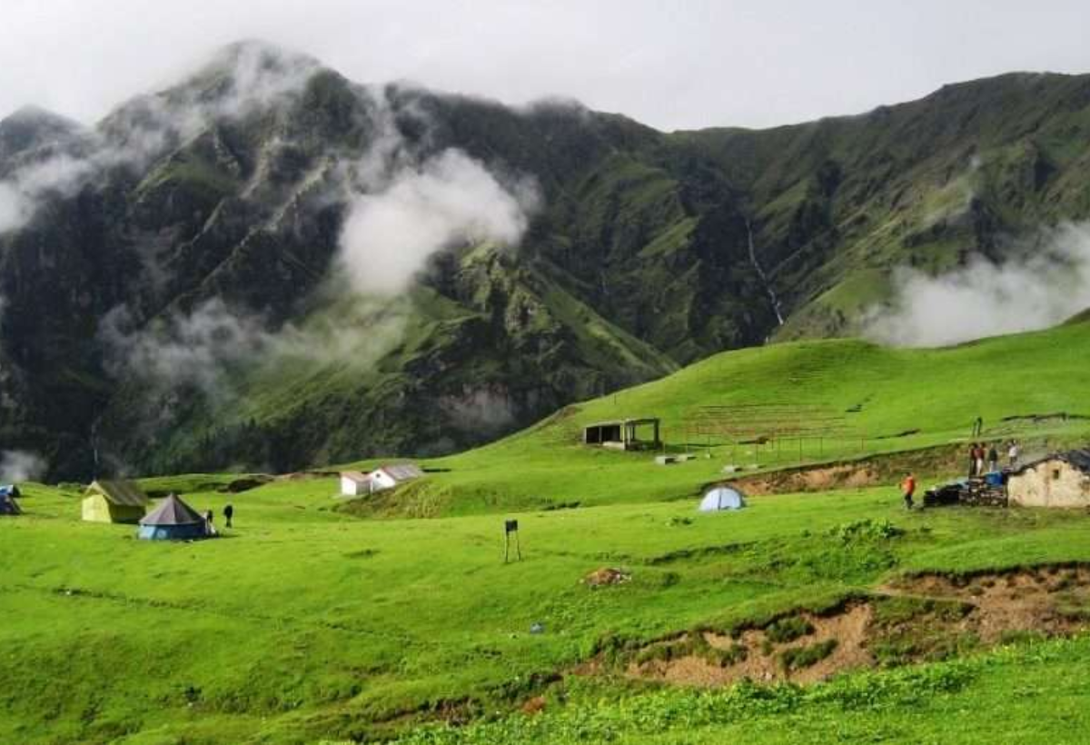 Dayara Bugyal Trek